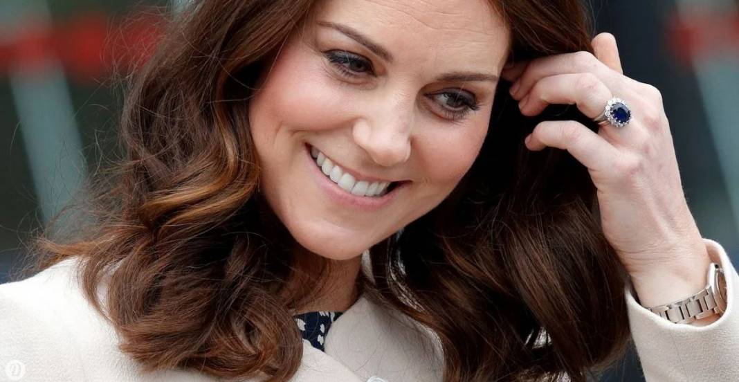 Kate Middleton'ın Ünlü Yüzüğü Lanetli Mi? 10